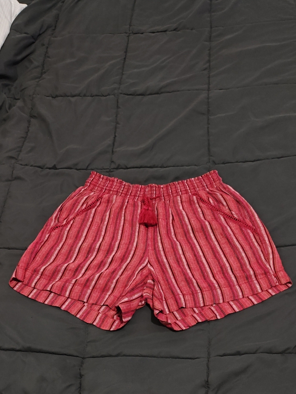 Briggs New York Red Striped High Waist Drawstring Shorts